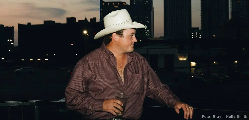 Jake Worthington legt eine musikalische Pause ein