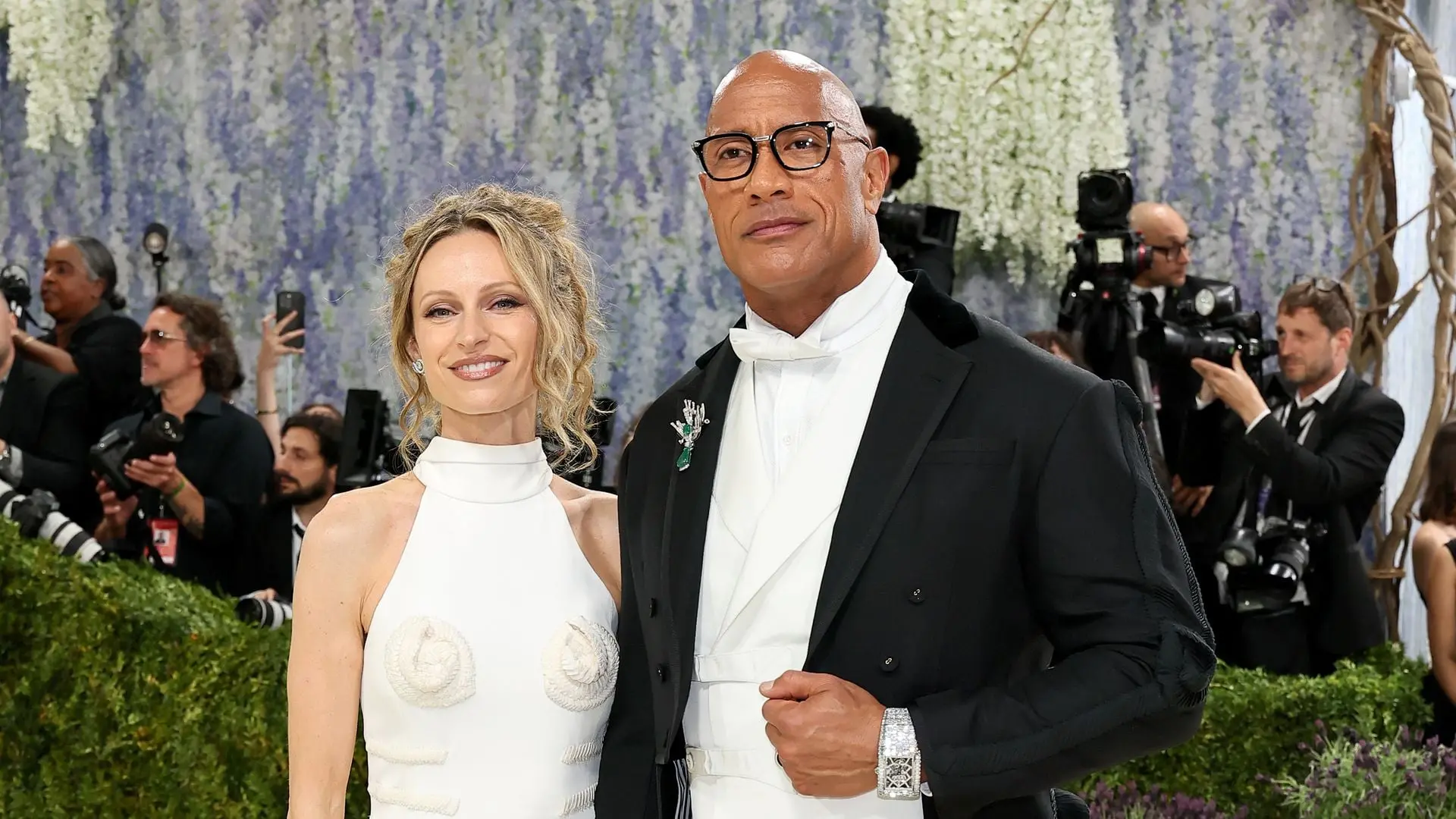 Dwayne Johnson und Lauren Hashian geben ihr Met-Gala-Debüt